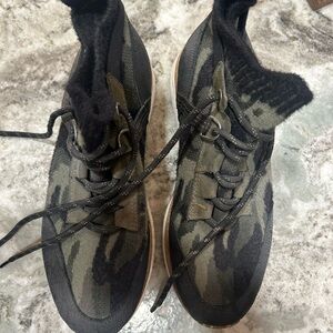 OTBT Black and Green Camouflage Sneakers